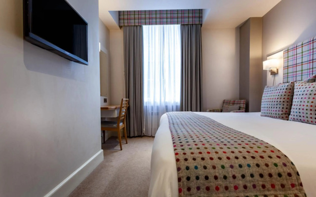 White Hart Hotel & Apartments