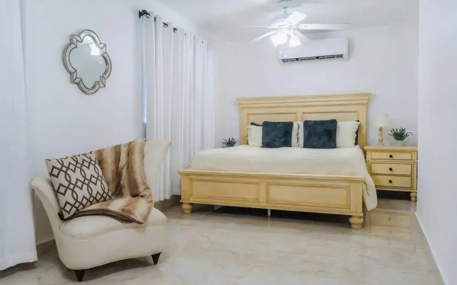Blü Zen, Ideal Couples Stay in Mameyes Rio Grande