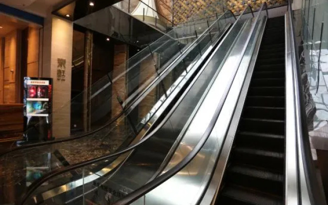 Jingge Hotel