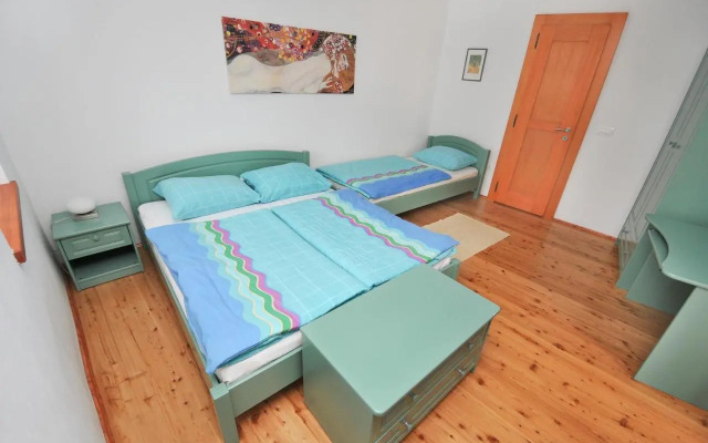 Apartments Tonkli
