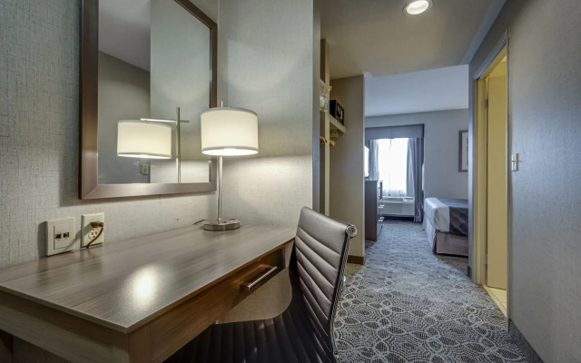 Monte Carlo Inn Toronto - Markham
