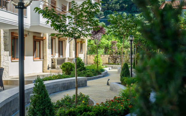 Apanemia by Flegra Hotels
