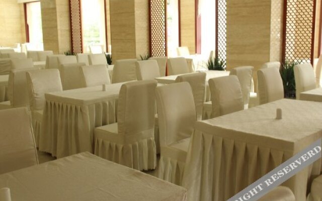 Pu'er Peony Holiday Inn