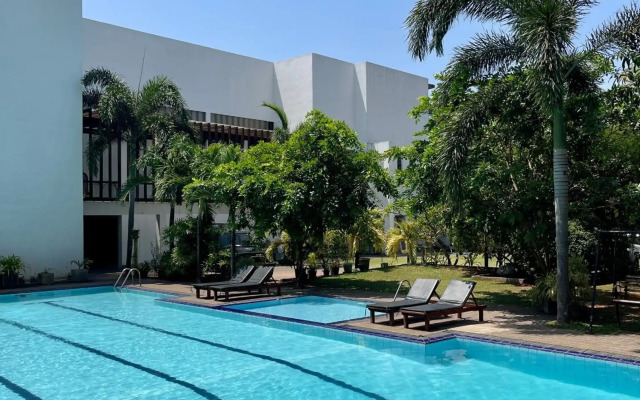 Olanro Hotel