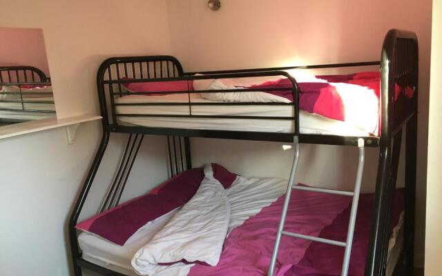Greenway & Copper Coast Hostel