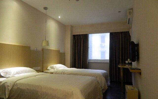 Sealy Hotel