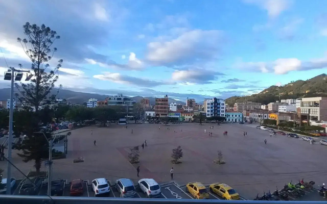 Hotel Plaza 6