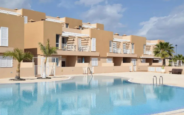 Stunning Apartment in Porís de Abona With Swimming Pool