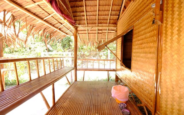 Bamboo Hut Bungalow-Adults Only