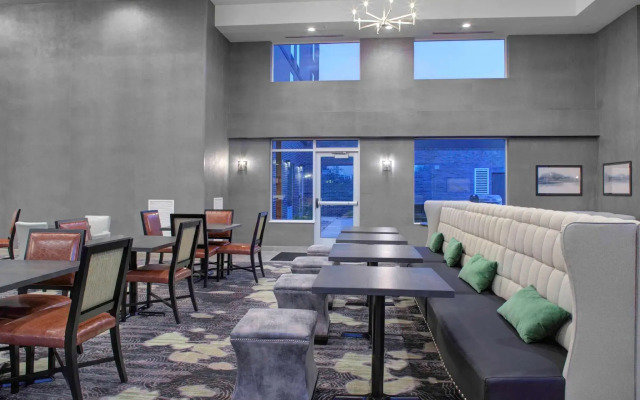 Homewood Suites by Hilton Lansing Eastwood