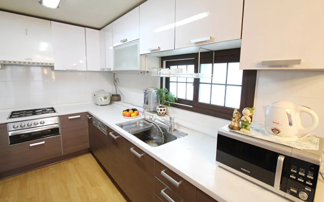 Tongyangneapoli Pension