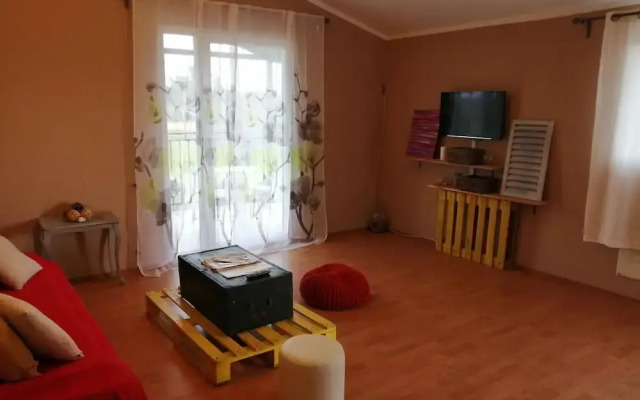 Homey Apartment in Pula With Swimming Pool