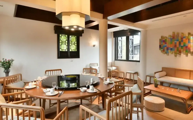 Blossom Hill Inn · Shantang