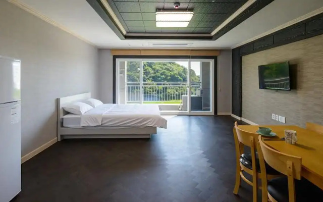 Yeosu Sora Noeul Pension