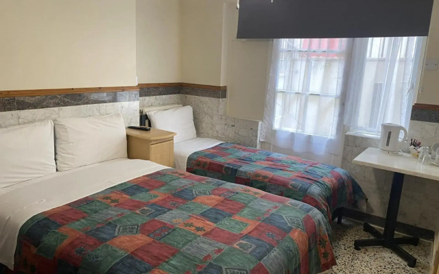 Belgrove Hotel