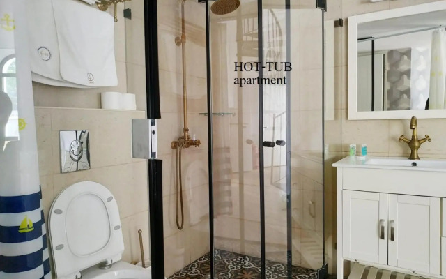 Luxurious Penthouse in Tel Aviv with Pool