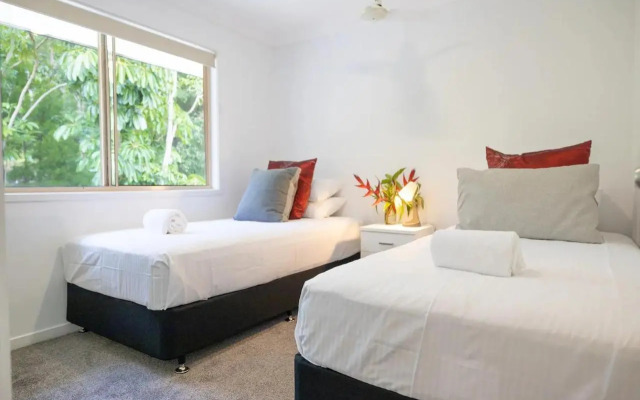 Byron Lakeside Holiday Apartments