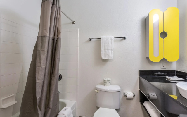 Studio 6 Albuquerque, NM - North