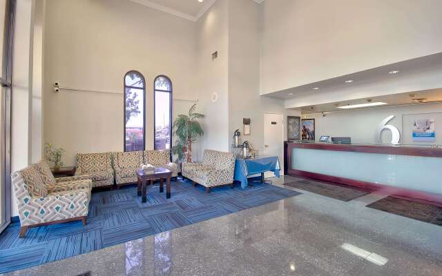 Studio 6 Suites Lawndale, CA – South Bay