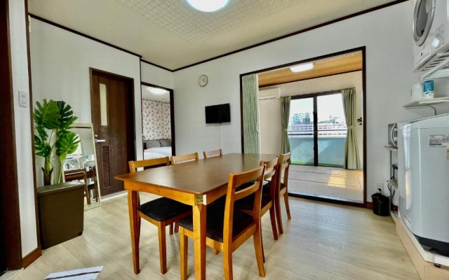 West Villa – Guest Rooms – Naha