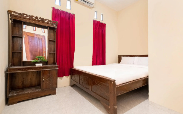 OYO 3076 Lilik Homestay Syariah