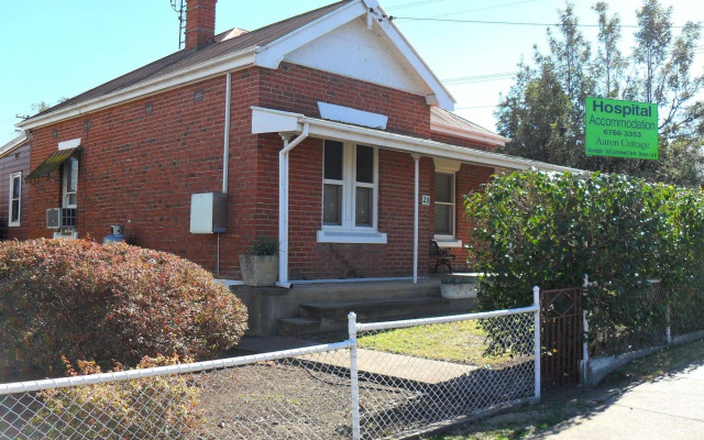 亚伦小屋(Aaron Cottage)