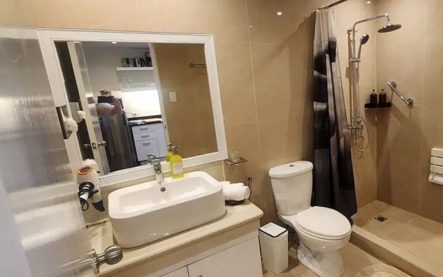 La Mirada Residences