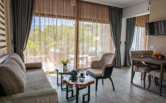 Beach Walk Luxury Suites