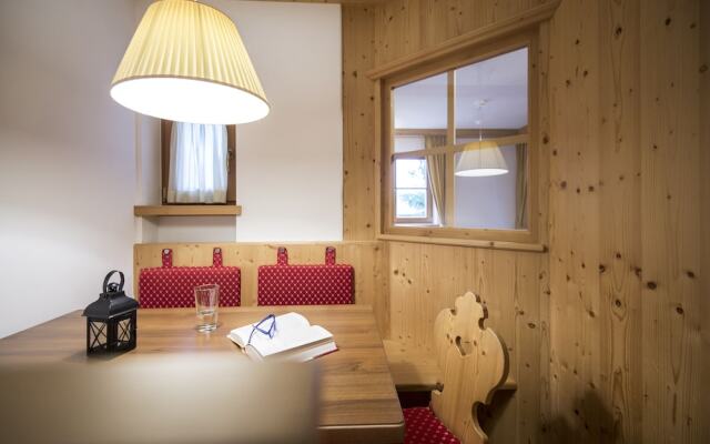 Post Alpina - Family Mountain Chalets
