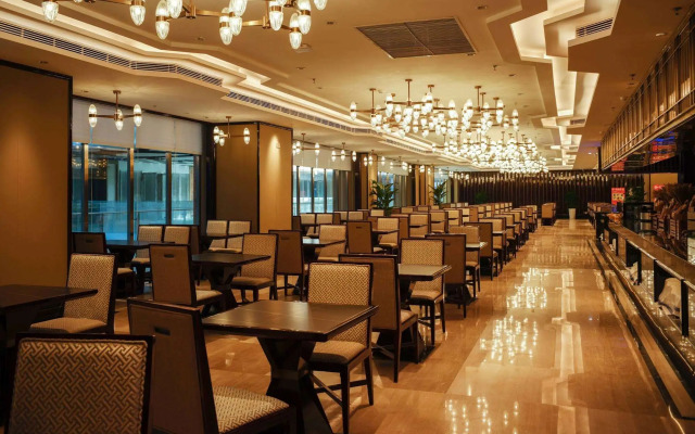 Wyndham Grand Tongren Downtown Hotel