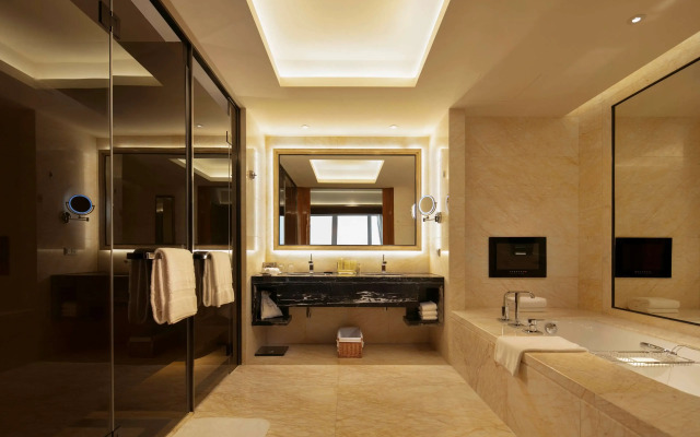 Hilton Dalian