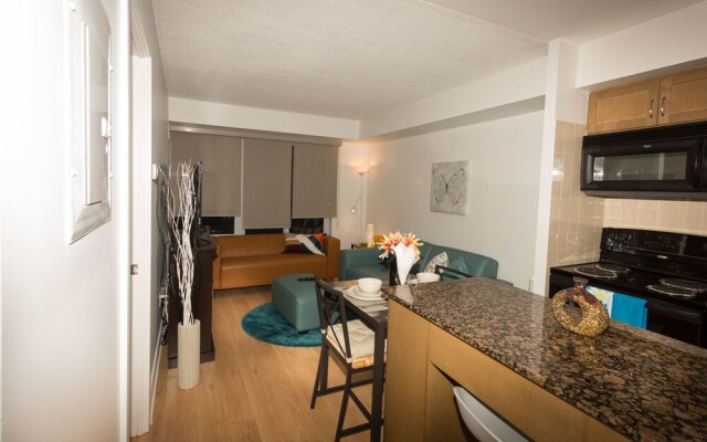 Pelicanstay at Blue Jays Way