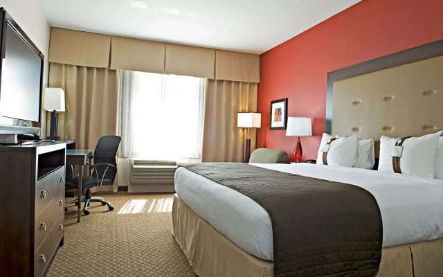 Holiday Inn DFW South by IHG