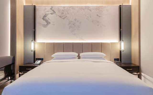 Sofitel Hangzhou Yingguan Hotel