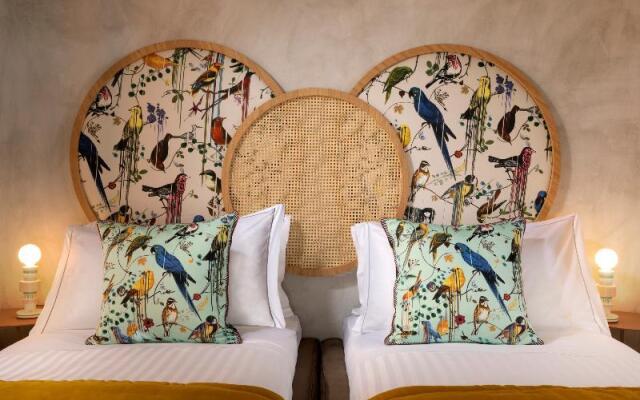 Manfredi Palm Suites