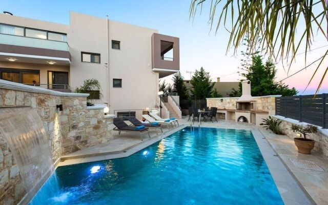 Peris Villa