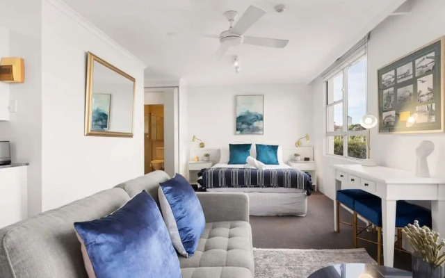 Harbourside 15 in Mcmahons Point