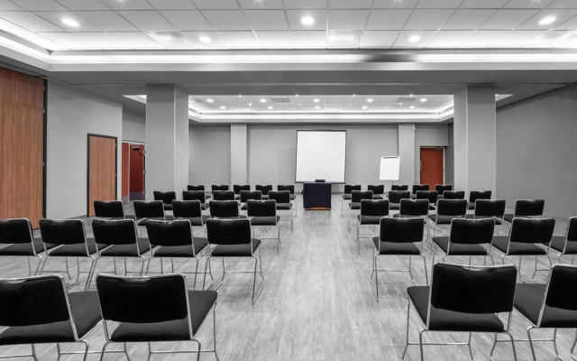 City Express Plus by Marriott Guadalajara Expo