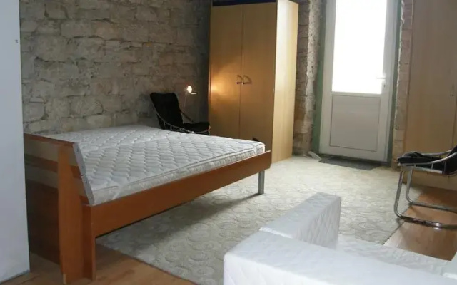 Green Peace Suite