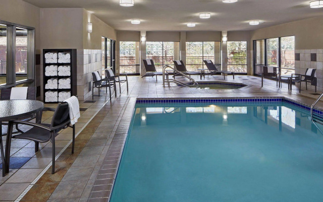 Courtyard Minneapolis St. Paul/Roseville by Marriott