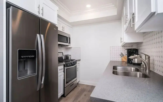 Brand NEW Luxury 3bdr Townhome In Silver Lake
