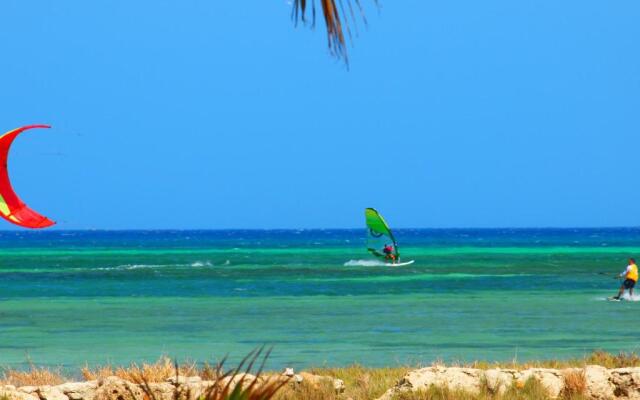 Beach House Aruba Apartments