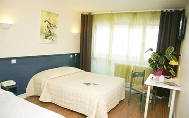 Le Chagny Hotel