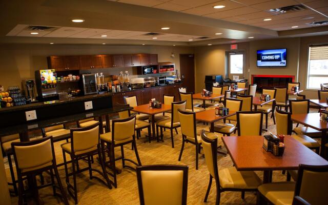 Best Western Plus Service Inn & Suites