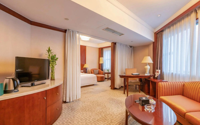 Zhejiang International