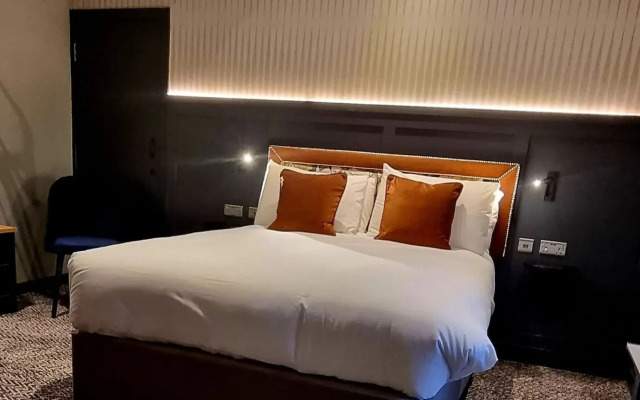 Coachman Hotel