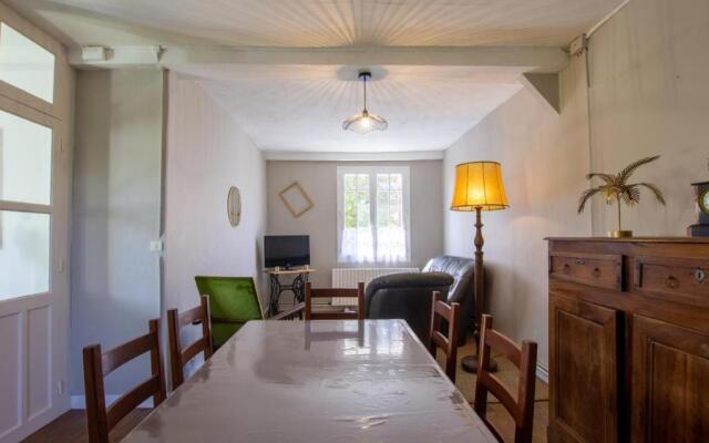 Gãžte Bourdeilles, 4 PiãˆCes, 6 Personnes - Fr-1-616-201