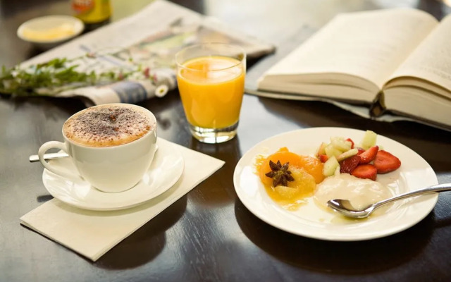 The Buckland - Studio Retreat