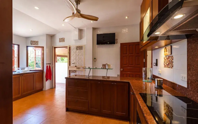 Tropical 6 Bedroom Villa Sanctuary