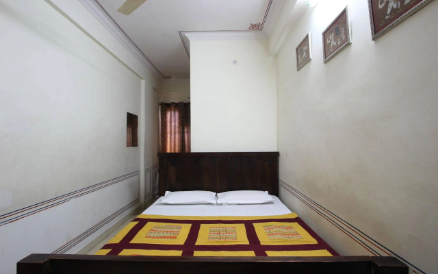 Hotel Raghuraj Palace